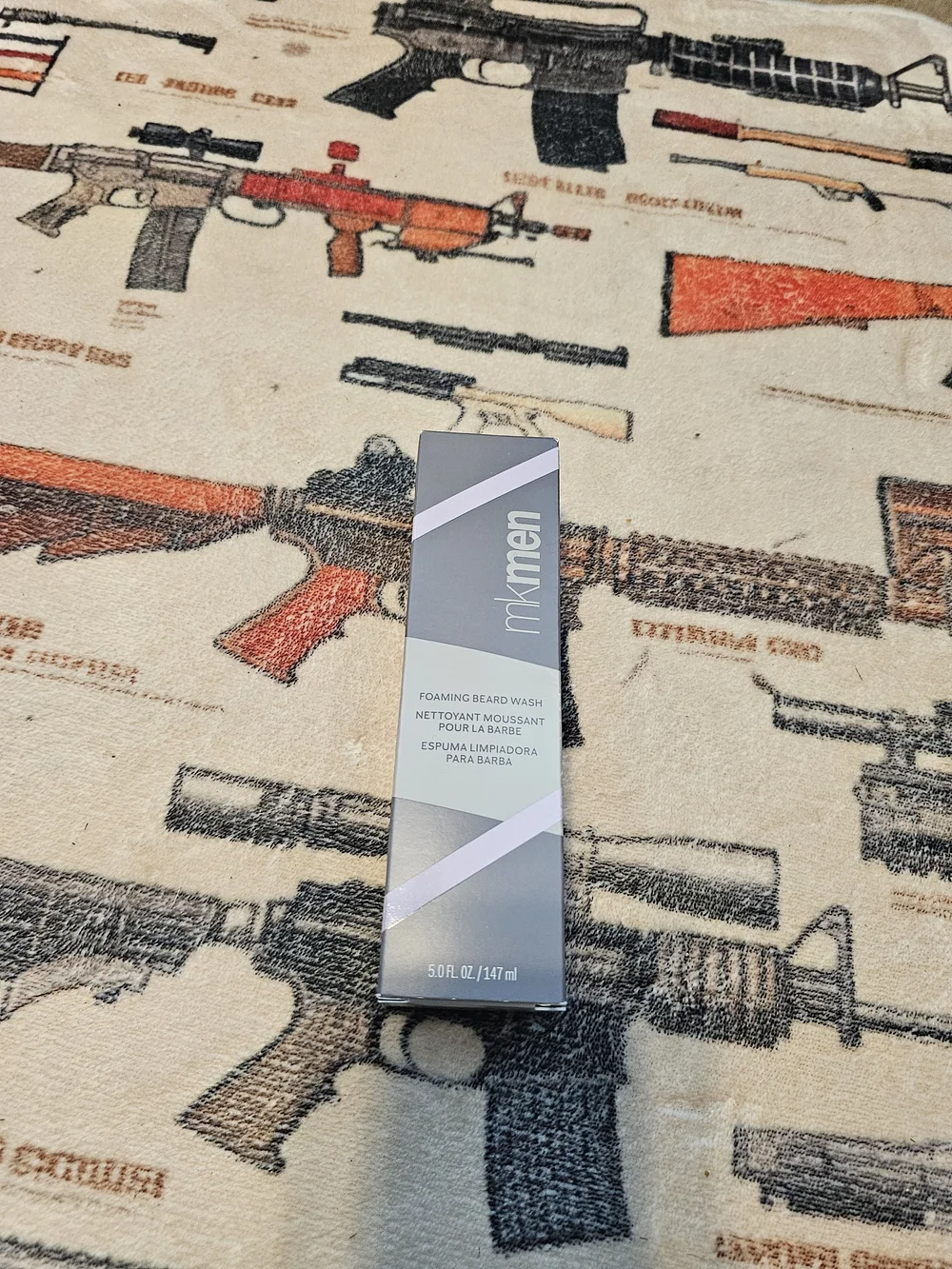 Mary Kay MKMen Foaming Beard Wash — Gray